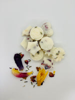 Load image into Gallery viewer, Insightful - With Dried Flowers
